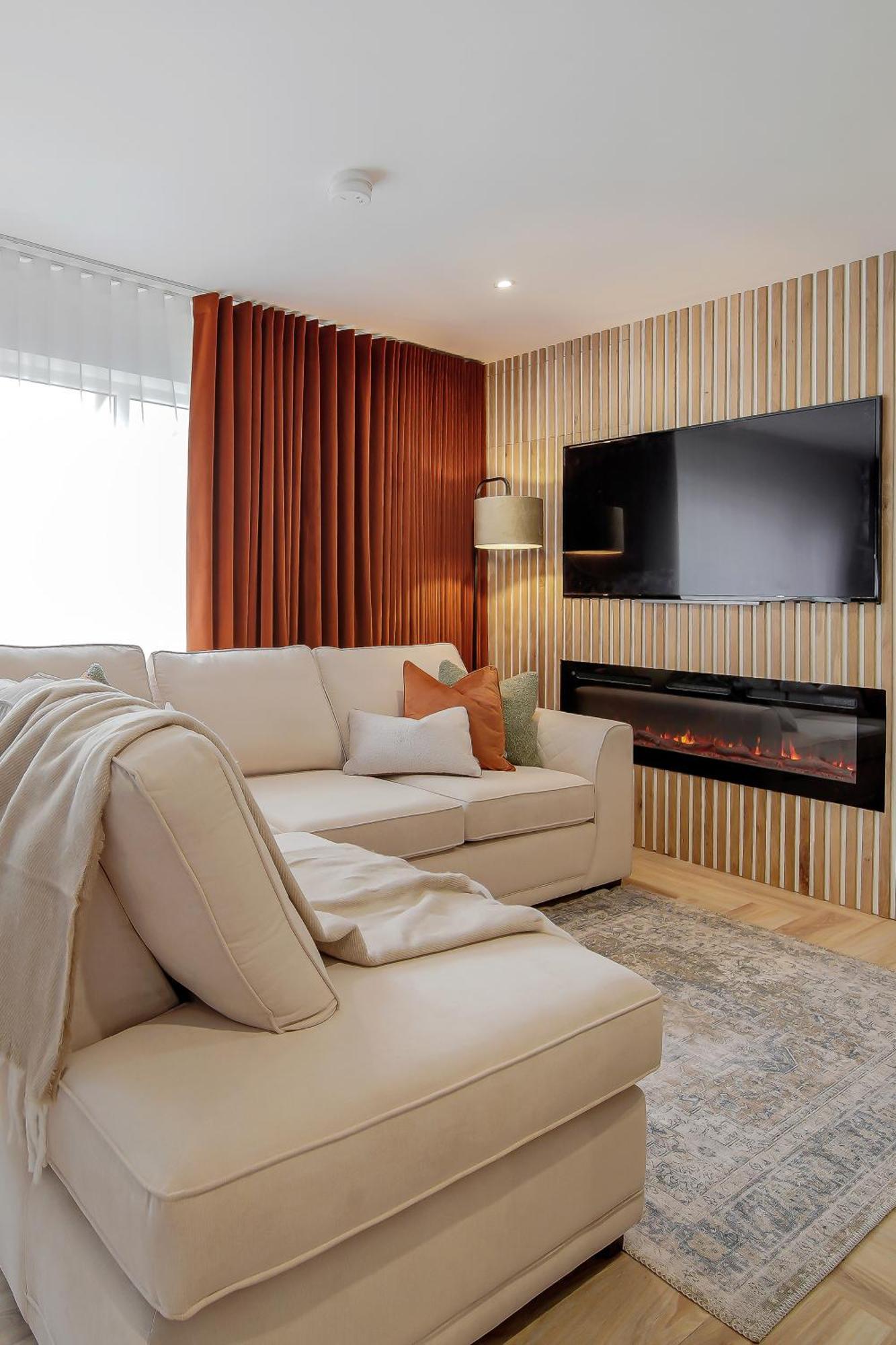 Appartamento The Burrow Sion Mills Esterno foto